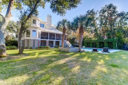2414 Goldbug Avenue photo 4