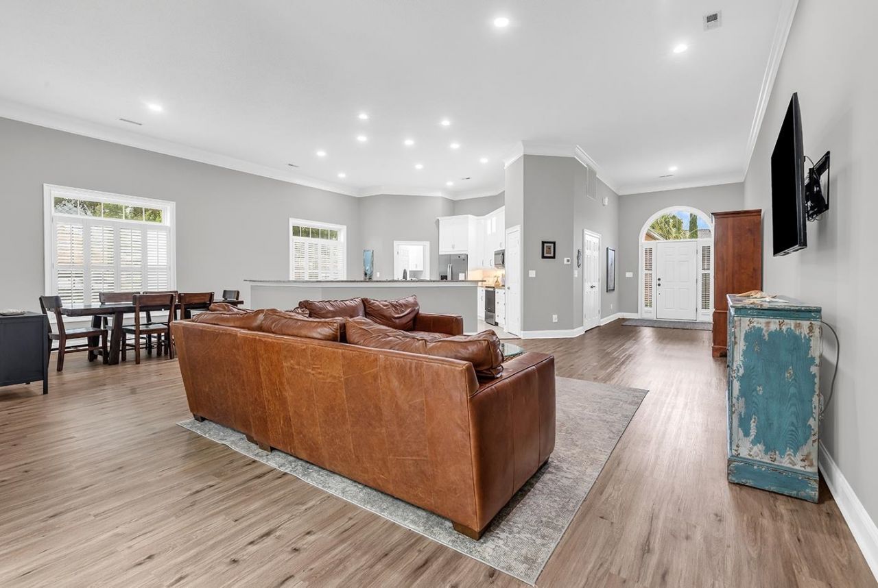 175 Ellington Ln. Photo 11