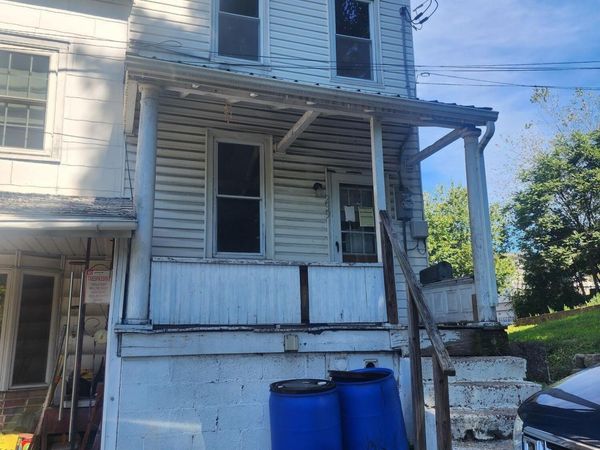 239 W MONTGOMERY Street , Shamokin, PA 17872