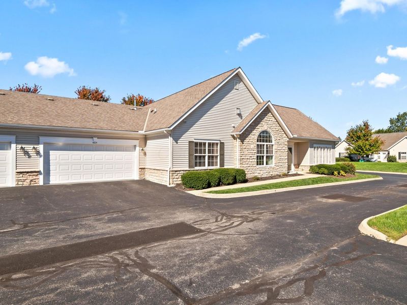 4804 Ashleigh Drive, Dublin, OH 43016 Photo 3
