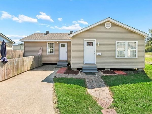 230 CLAYTON Drive , Norco, LA 70079