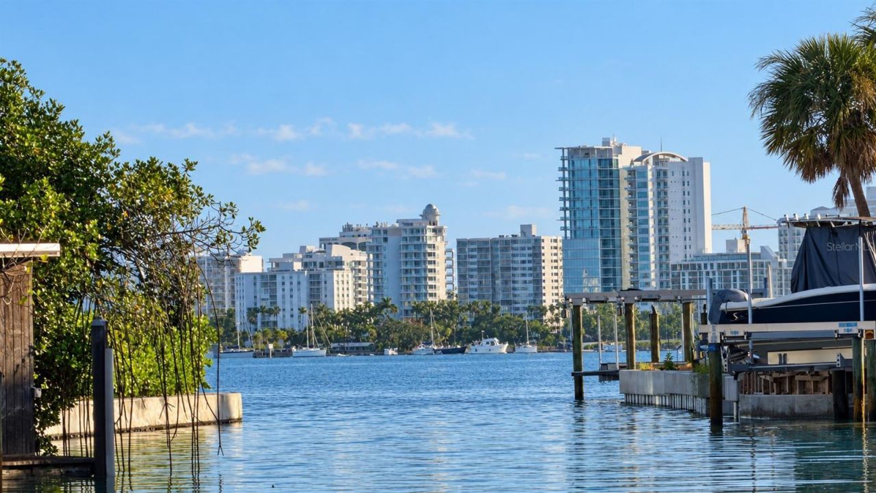 3441 Gulfmead Drive, Sarasota, FL 34242 Photo