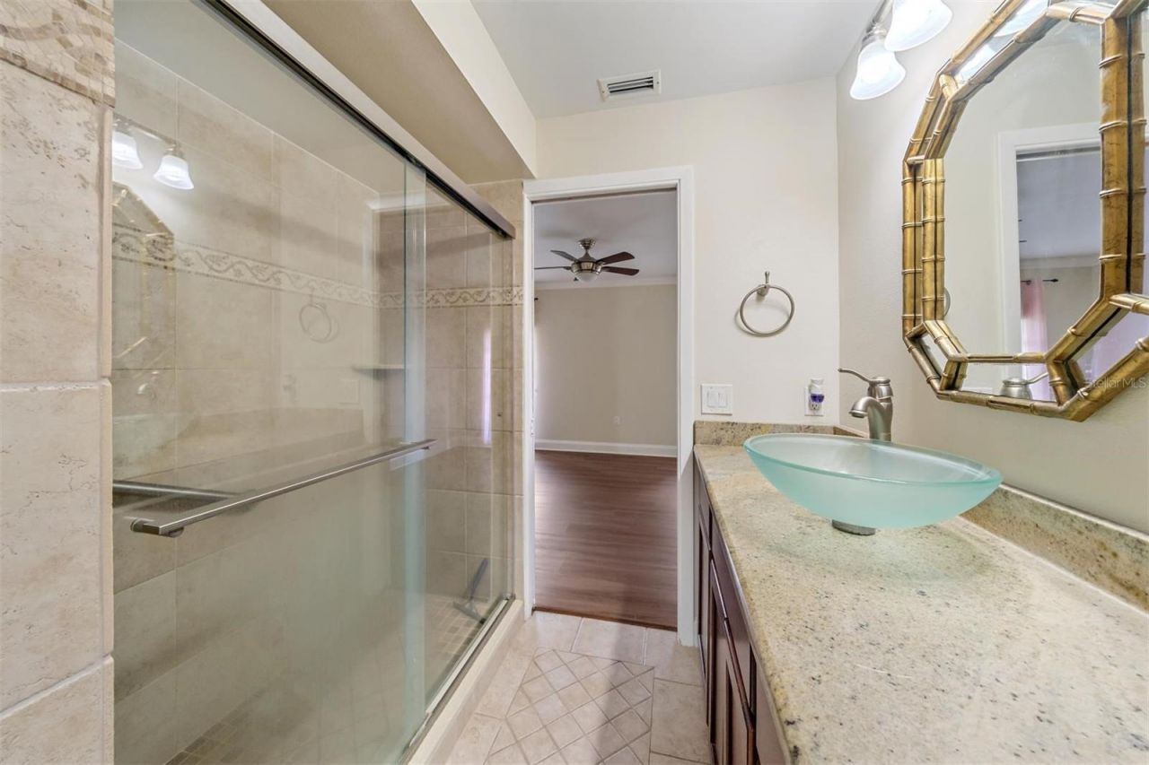 2499 Hillview Street , Sarasota, FL 34239 Photo