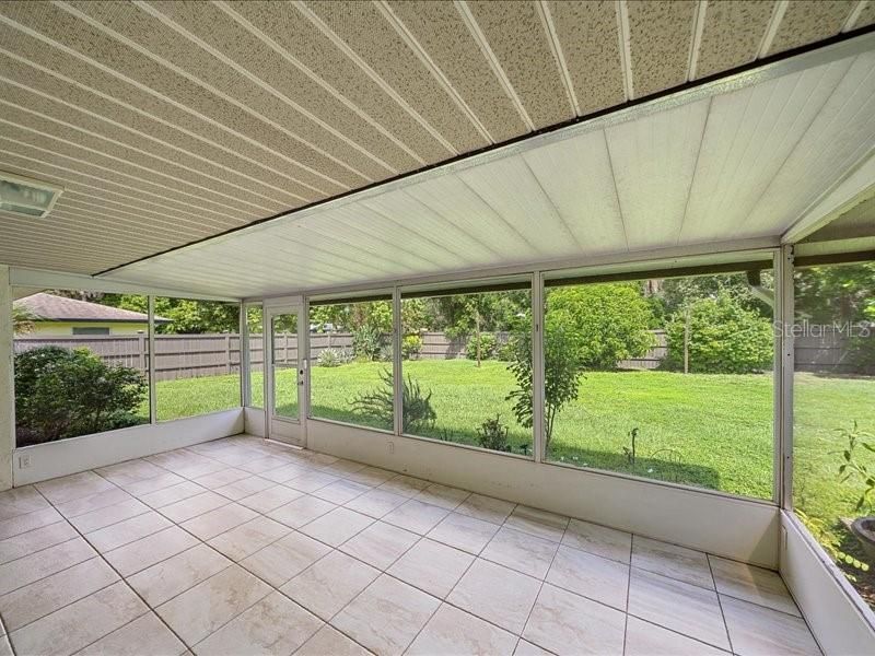 2499 Hillview Street , Sarasota, FL 34239 Photo