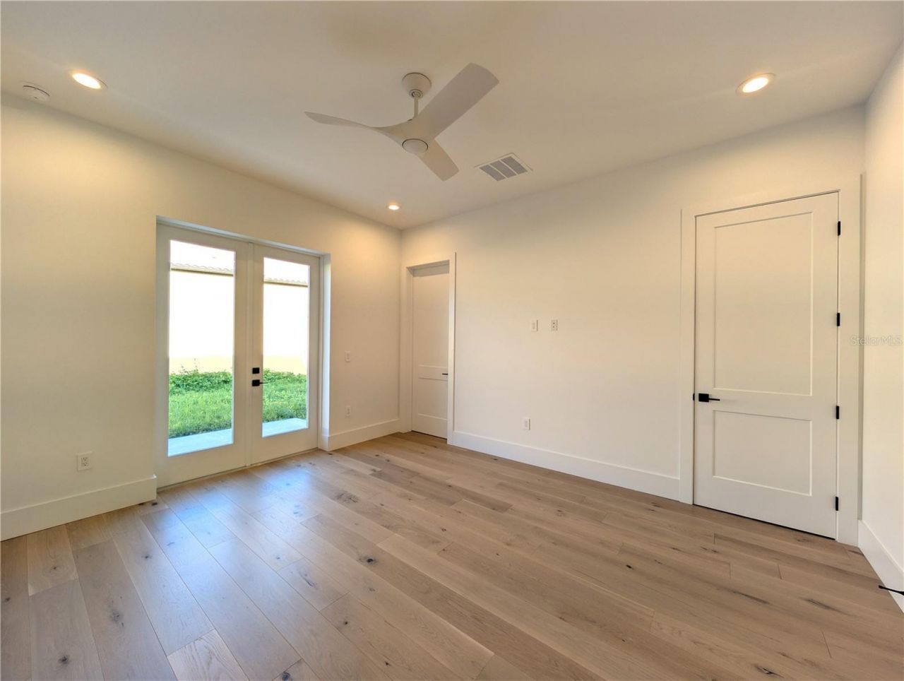 7240 Lake Willis, Orlando, FL 32821 Photo