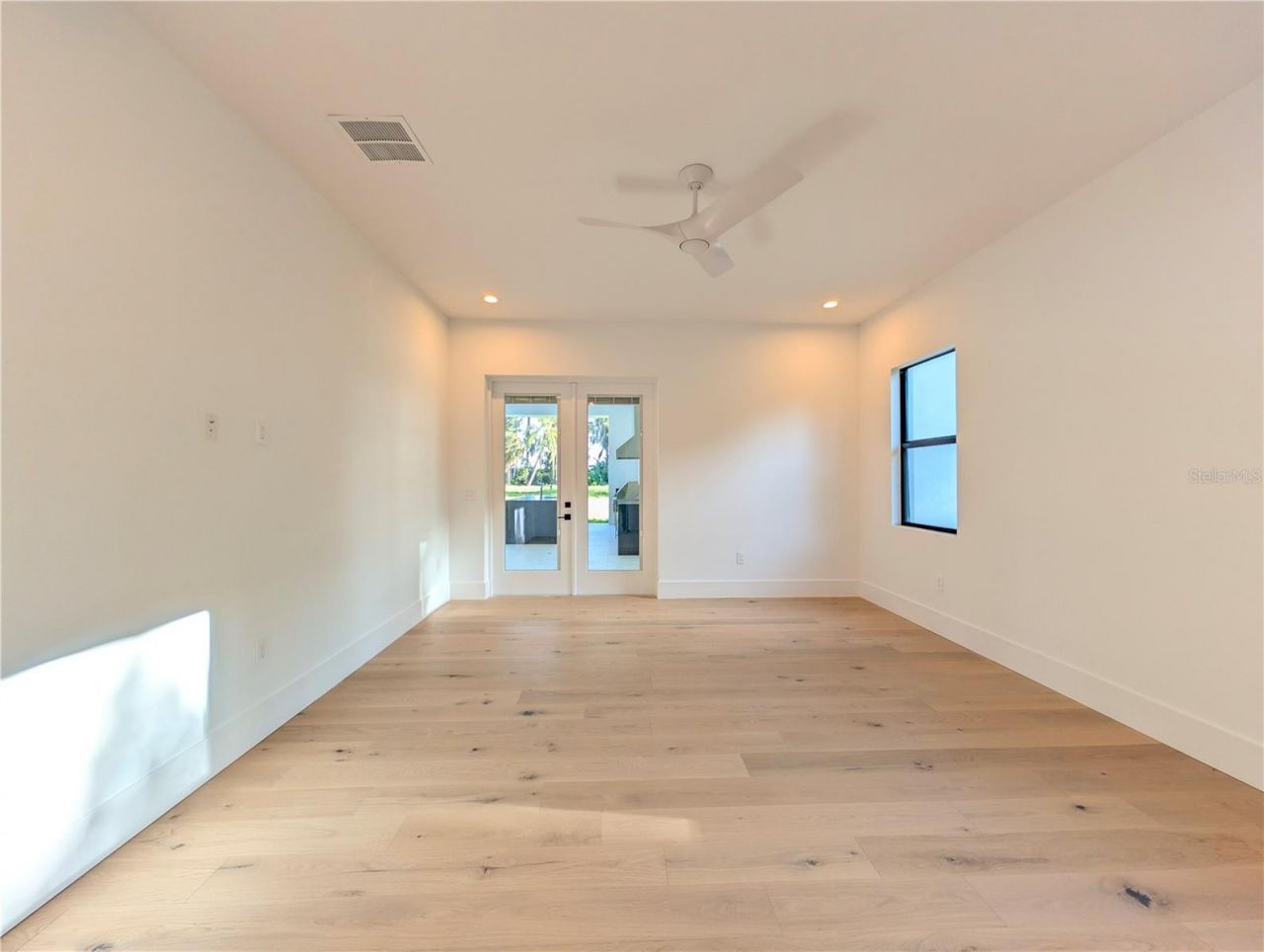 7240 Lake Willis, Orlando, FL 32821 Photo