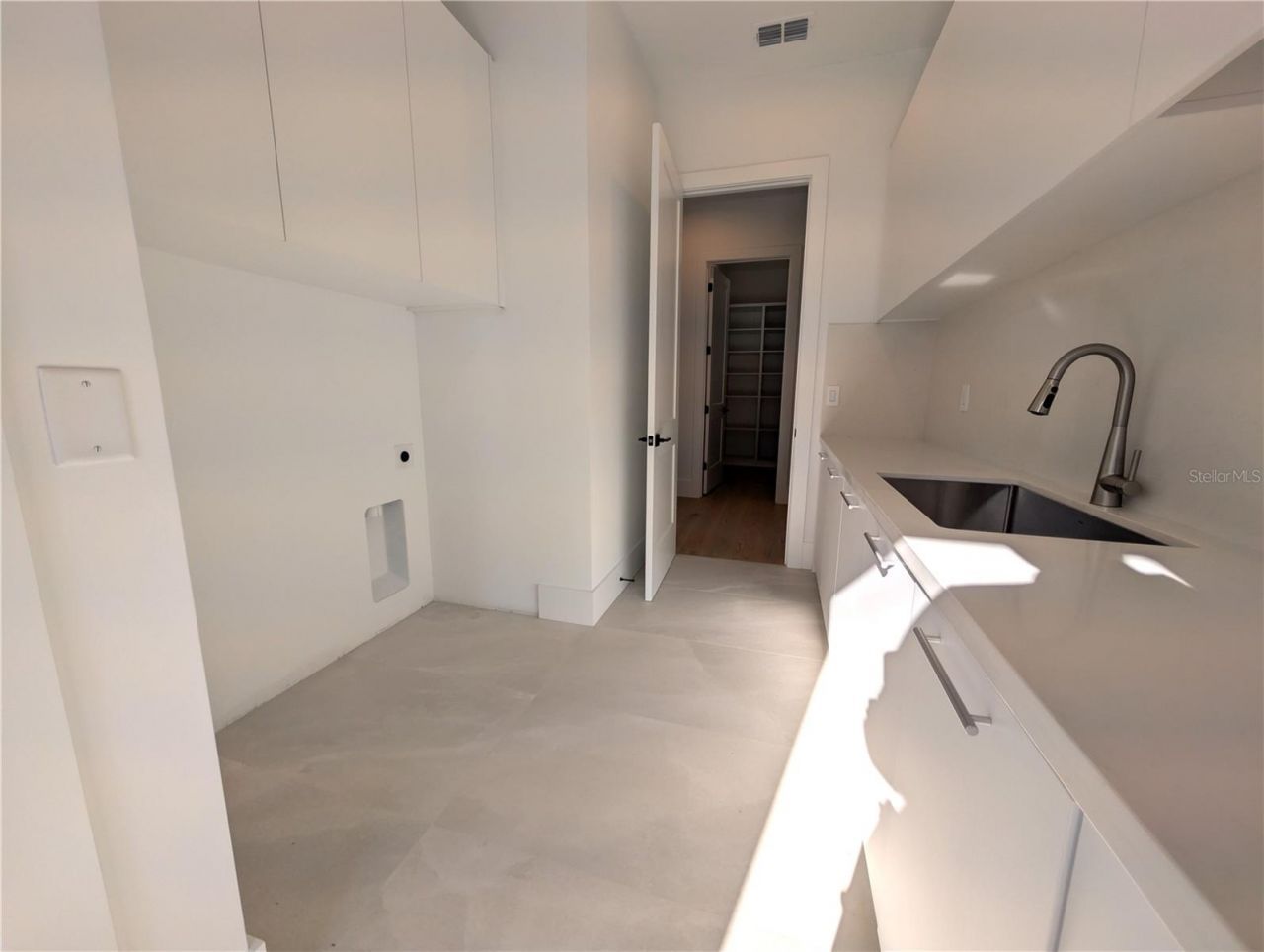 7240 Lake Willis, Orlando, FL 32821 Photo