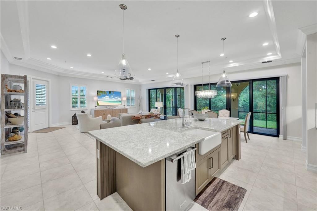 2534 Windward Ct, Unit 15-101, Naples, FL 34112 Photo