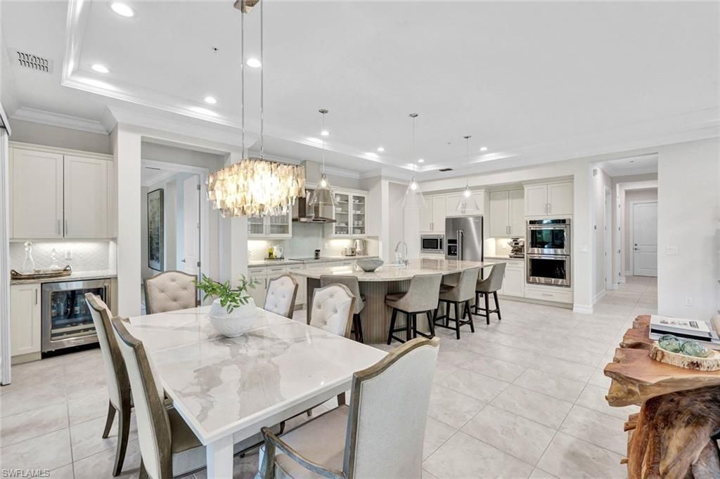 2534 Windward Ct, Unit 15-101, Naples, FL 34112 Photo
