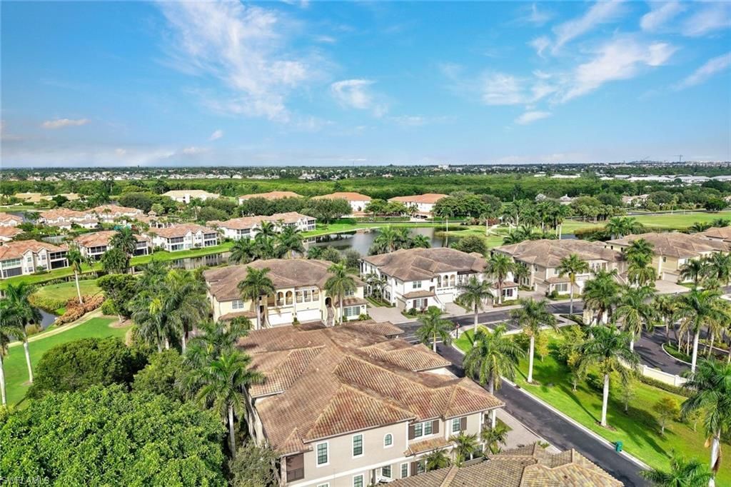 2534 Windward Ct, Unit 15-101, Naples, FL 34112 Photo