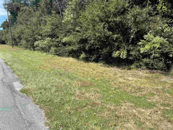 00 Carlyn Dr, Pace, FL 32571