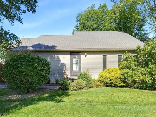 2331 Call Road, Stow, OH 44224