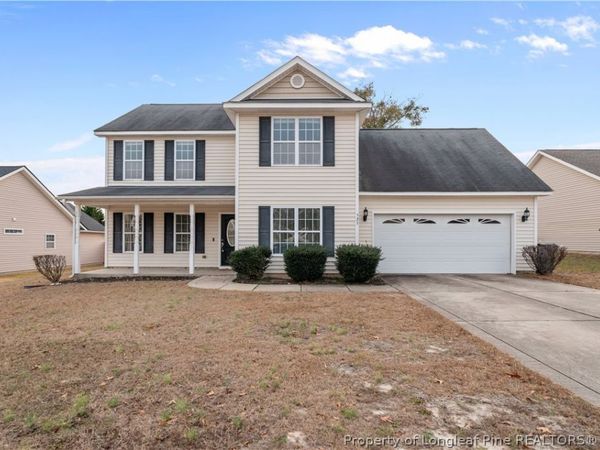 525 Bellgrove Drive, Hope Mills, NC 28348