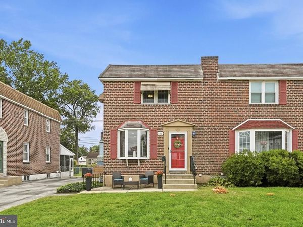 213 EVERGREEN AVENUE, FOLSOM, PA 19033