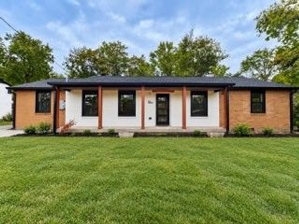 551 Harding Pl, Nashville, TN 37211
