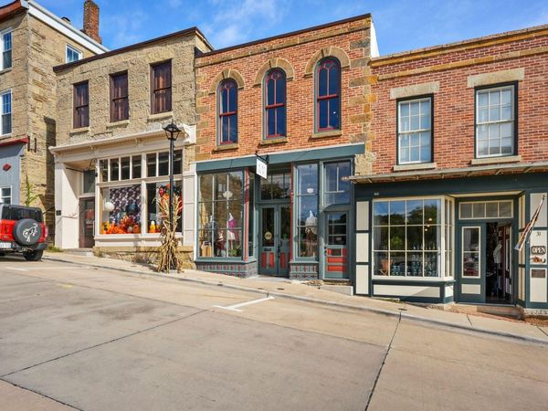 33 High Street, Mineral Point, WI 53565