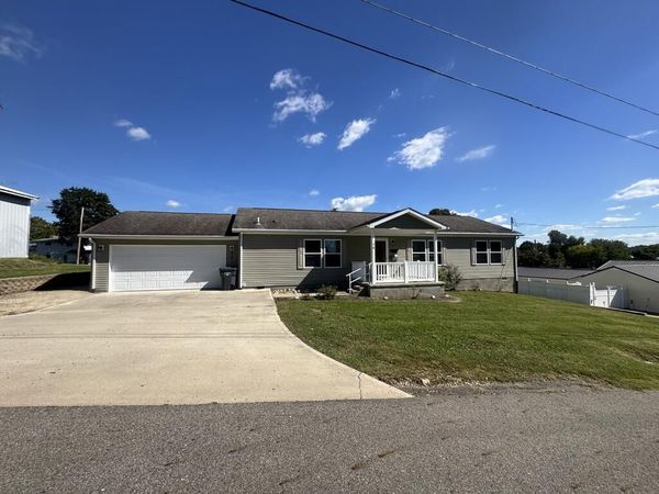 78 Parkview Ave., Jackson, OH 45640