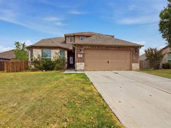 16 Kramer Court, Sanger, TX 76266