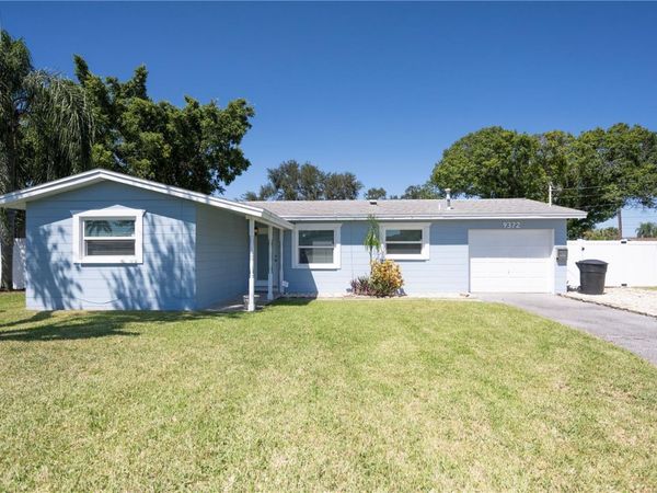 9372 1ST STREET N, ST PETERSBURG, FL 33702