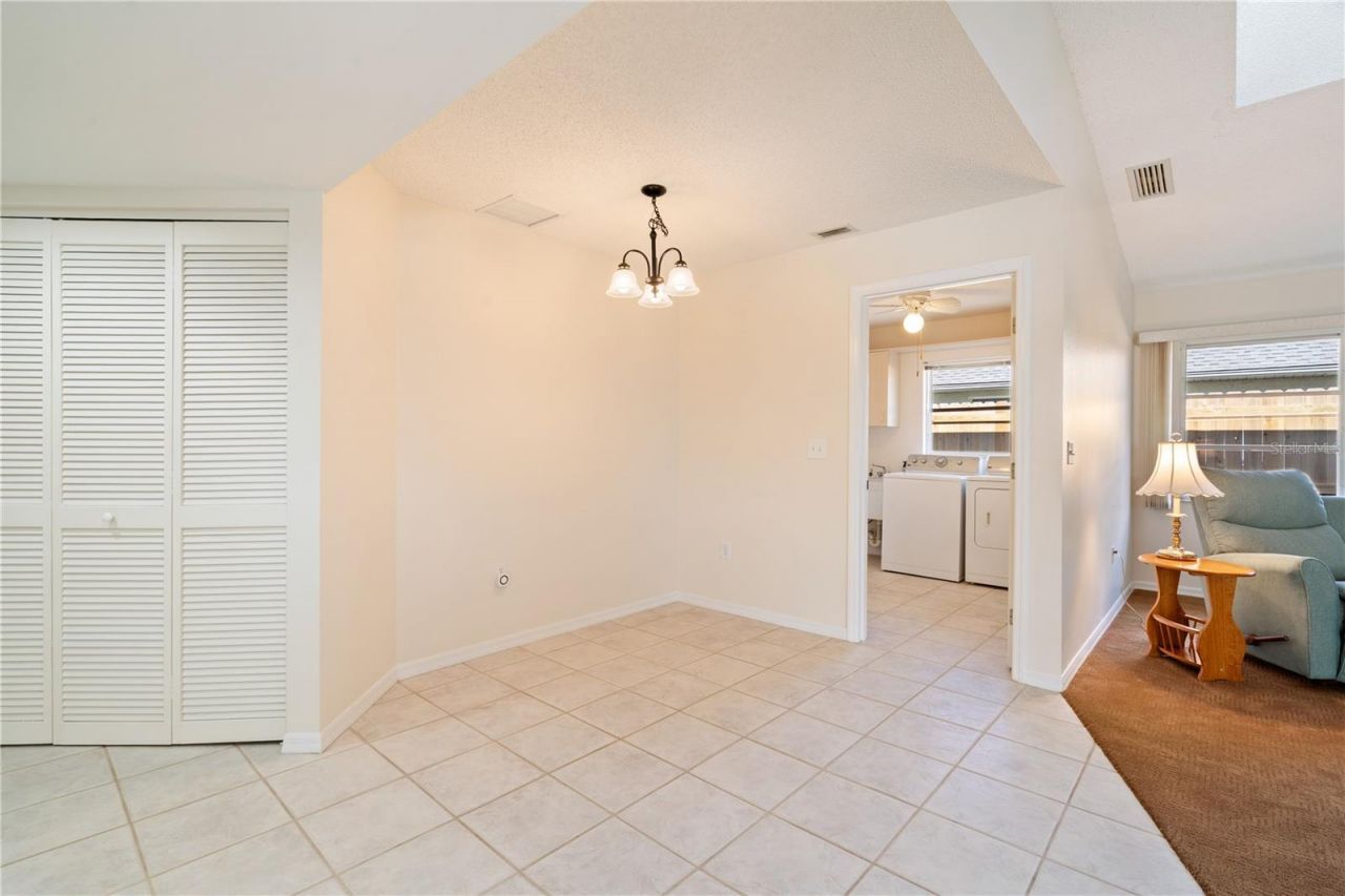 5628 Cynthia Lane, Sarasota, FL 34235 Photo