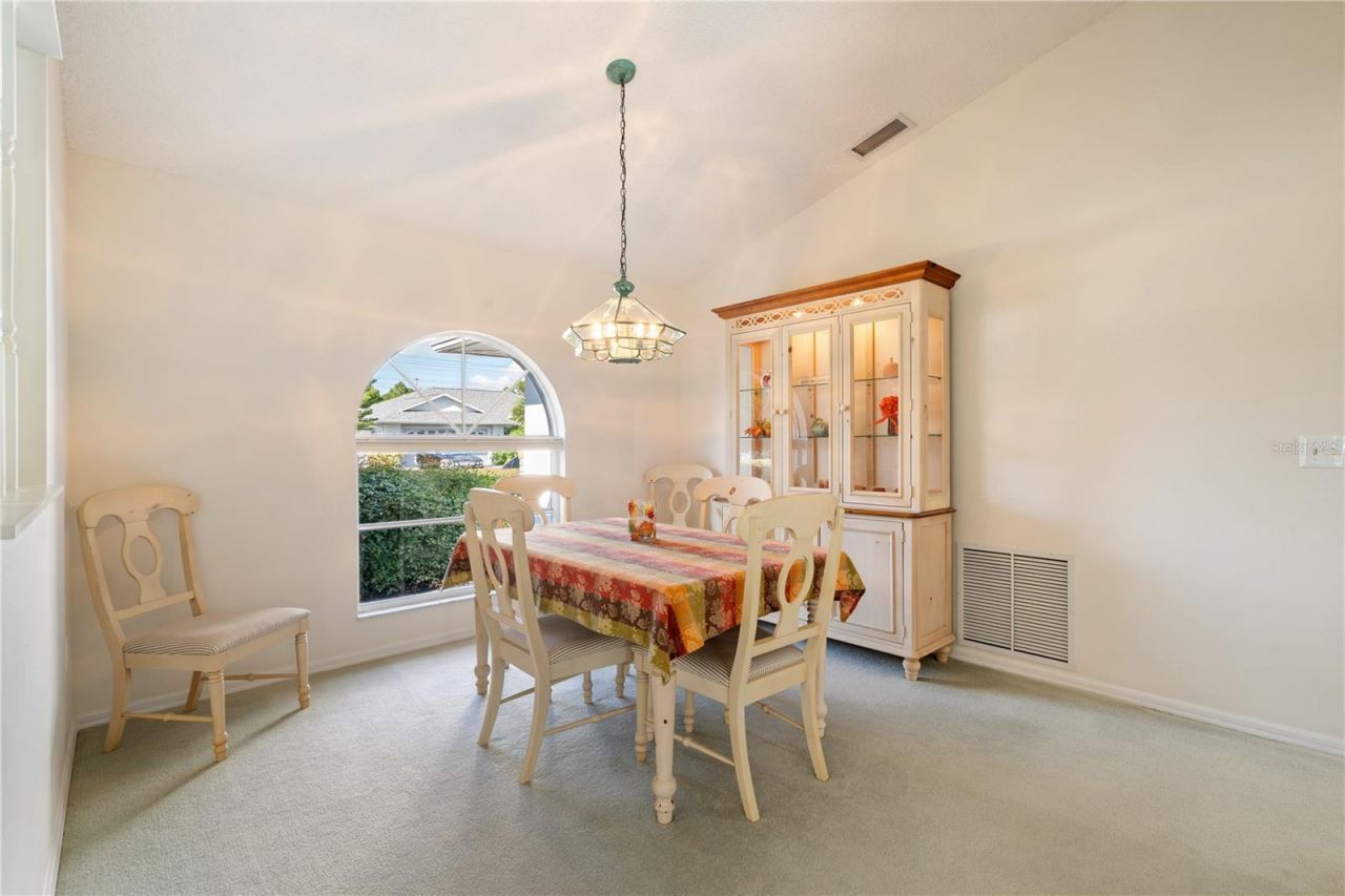 5628 Cynthia Lane, Sarasota, FL 34235 Photo