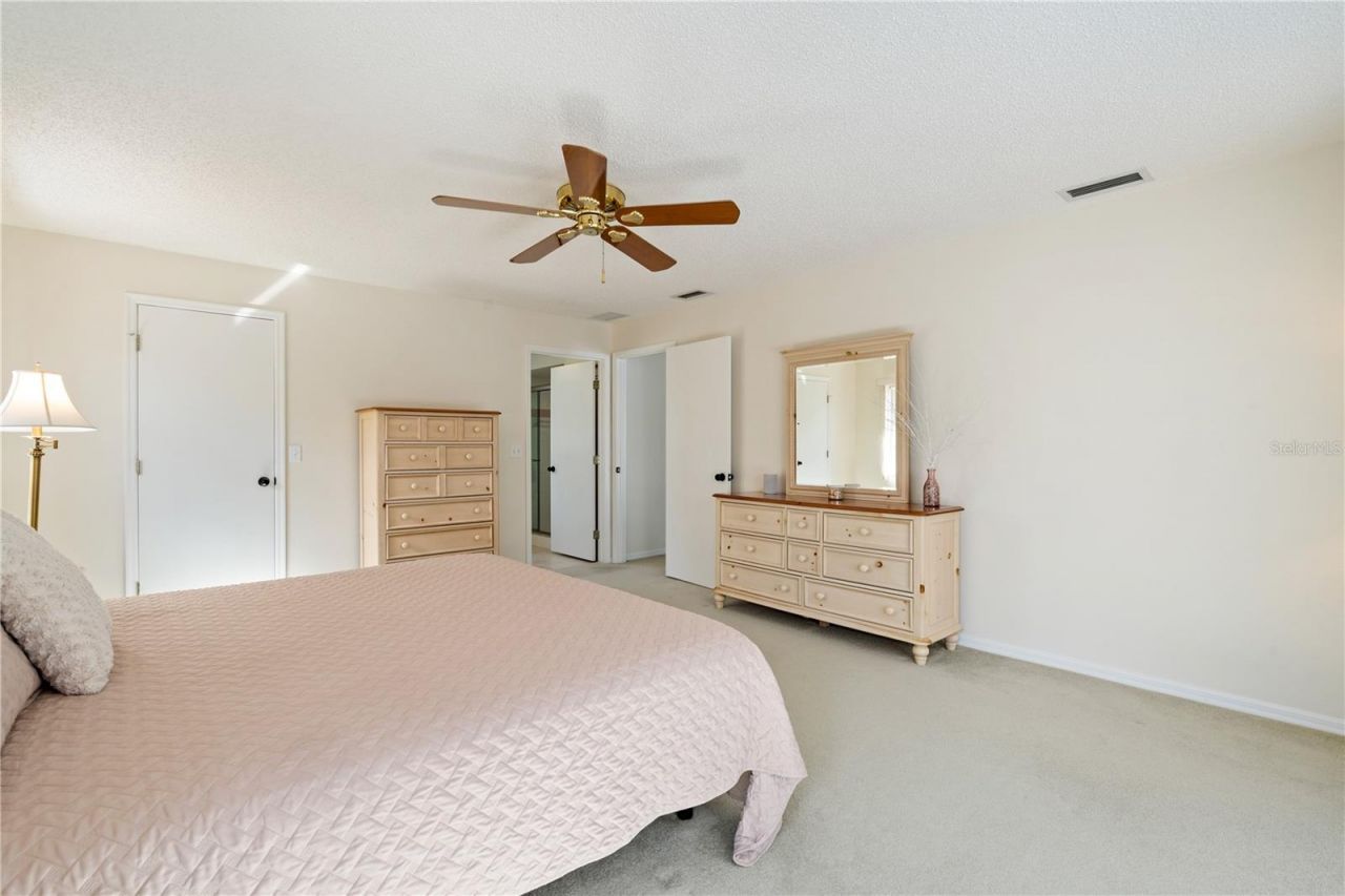 5628 Cynthia Lane, Sarasota, FL 34235 Photo