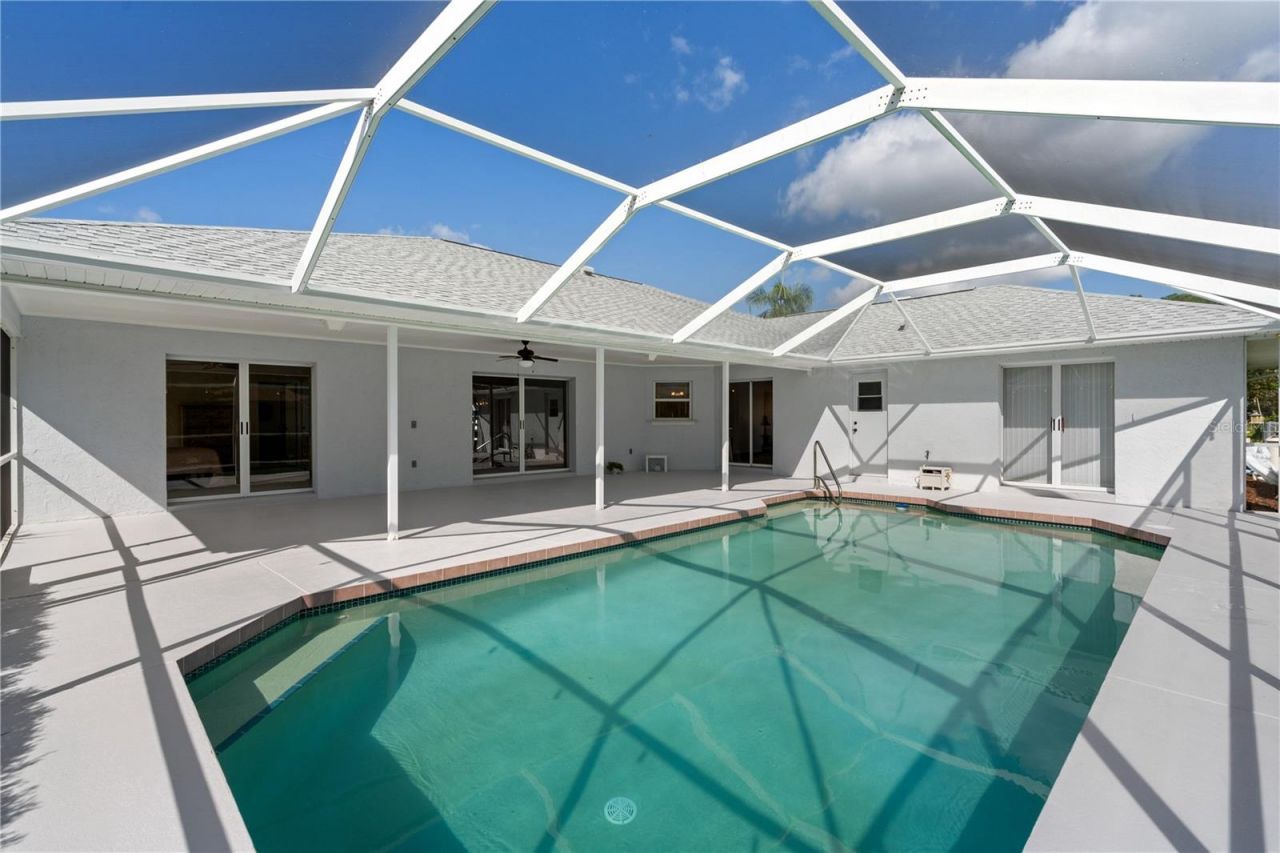 5628 Cynthia Lane, Sarasota, FL 34235 Photo