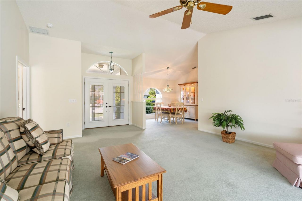 5628 Cynthia Lane, Sarasota, FL 34235 Photo