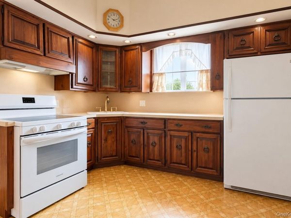 12 Balfour Street , Unit 2, Staten Island, NY 10305