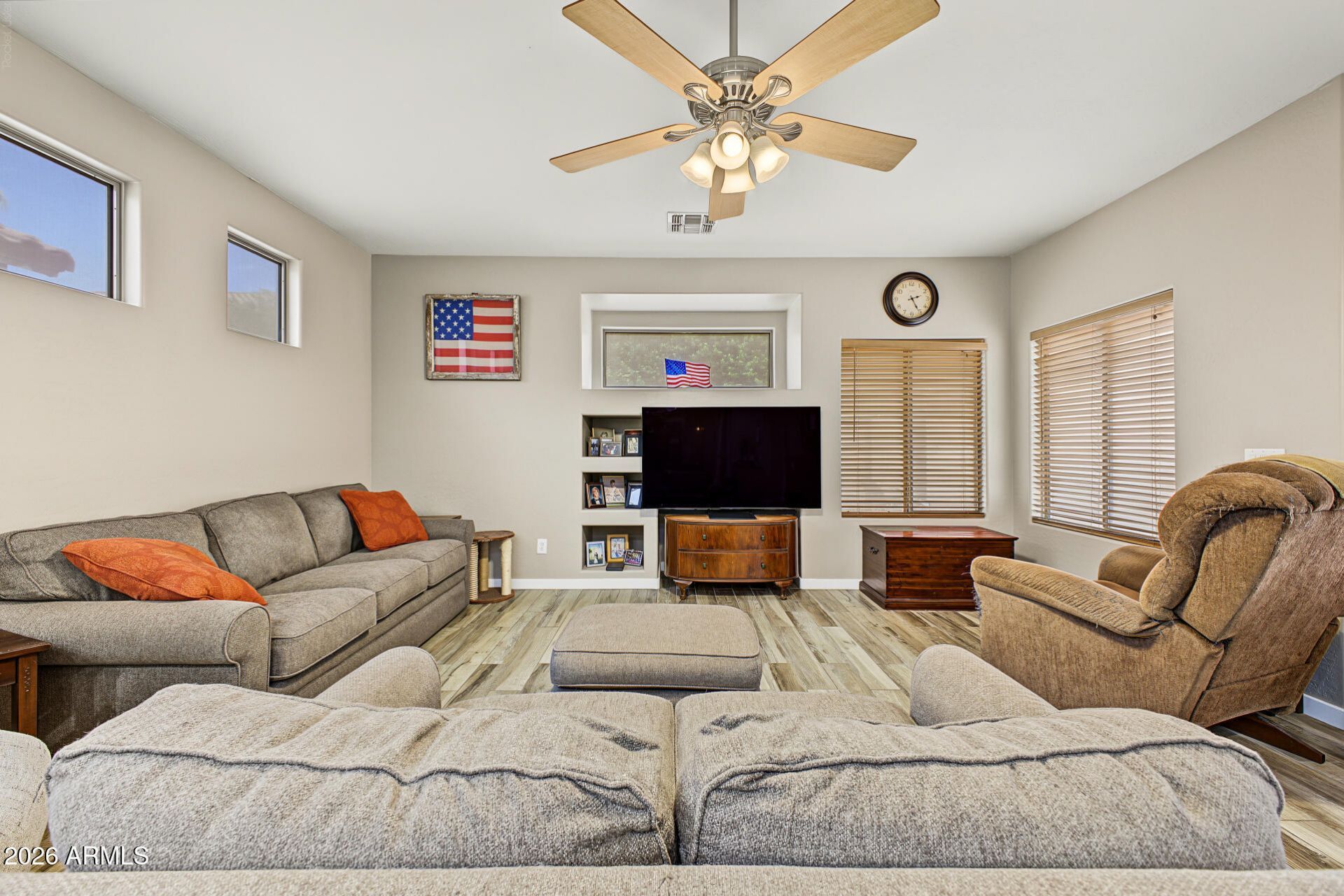 281 W Brooks Street, Gilbert, AZ 85233 Main Photo