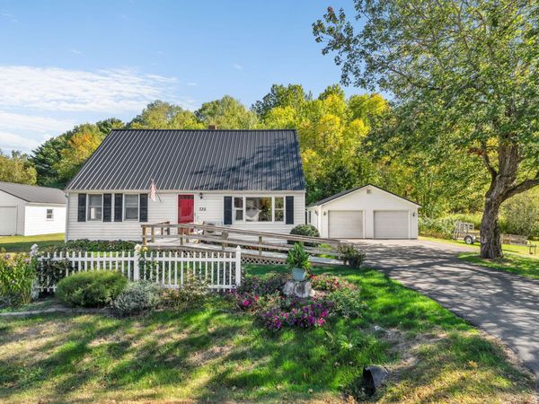 735 N Main , Brewer, ME 04412