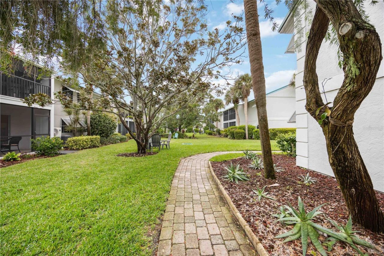 5673 Midnight Pass Road , Unit 202, Sarasota, FL 34242 Photo