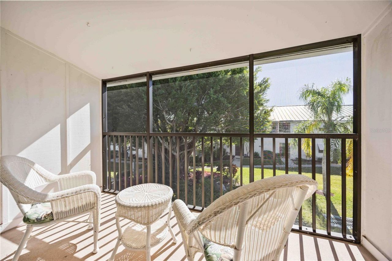 5673 Midnight Pass Road , Unit 202, Sarasota, FL 34242 Photo