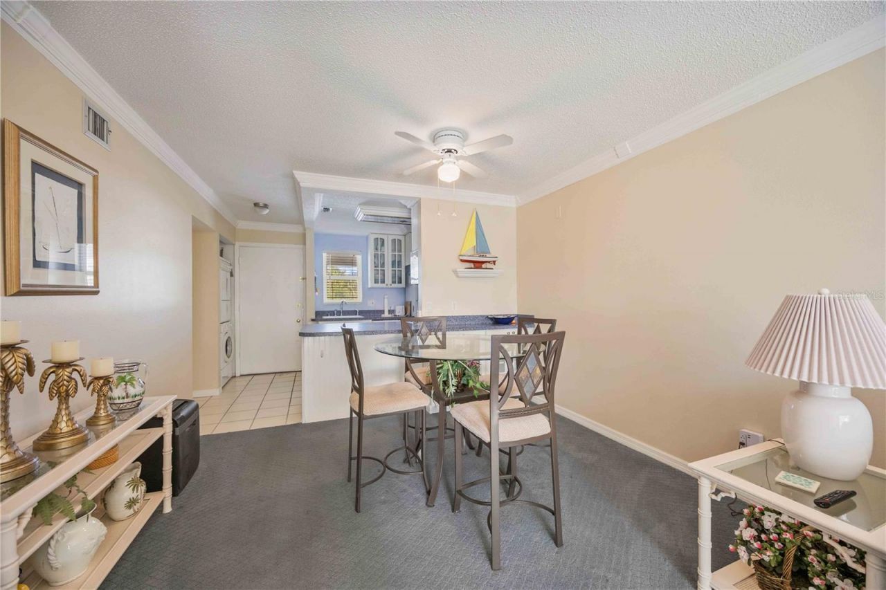 5673 Midnight Pass Road , Unit 202, Sarasota, FL 34242 Photo