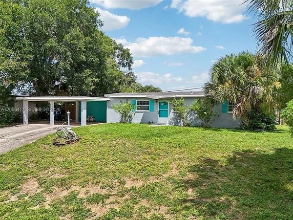 911 Shady Park Terrace , Daytona, FL 32117