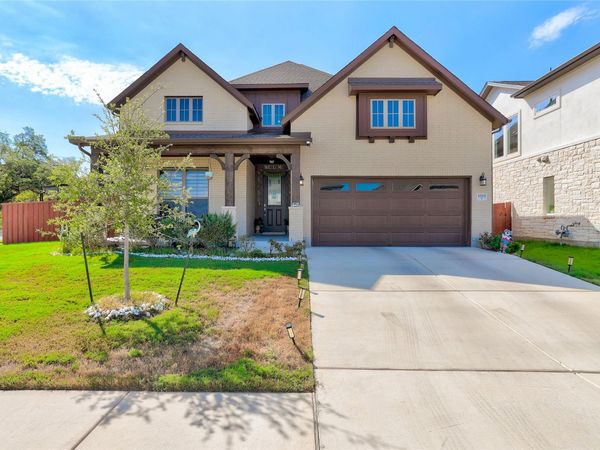 1661 Cardinal LN , Round Rock, TX 78681