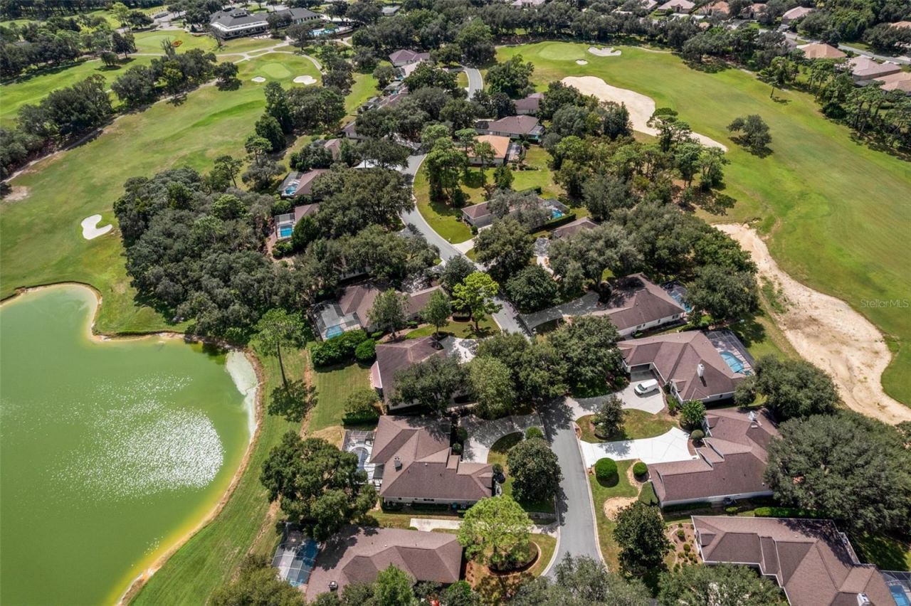 3215 N Pinelake Village Point, Lecanto, FL 34461 Photo