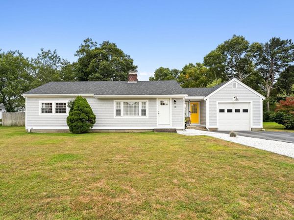 21 Hazelmoor Rd, Yarmouth, MA 02664