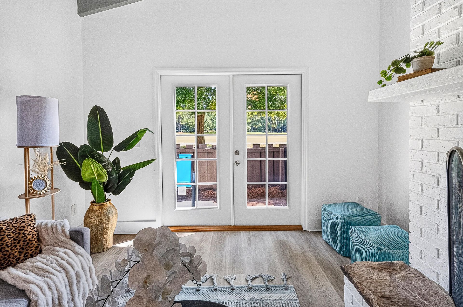 107 Ventura Place Photo 13