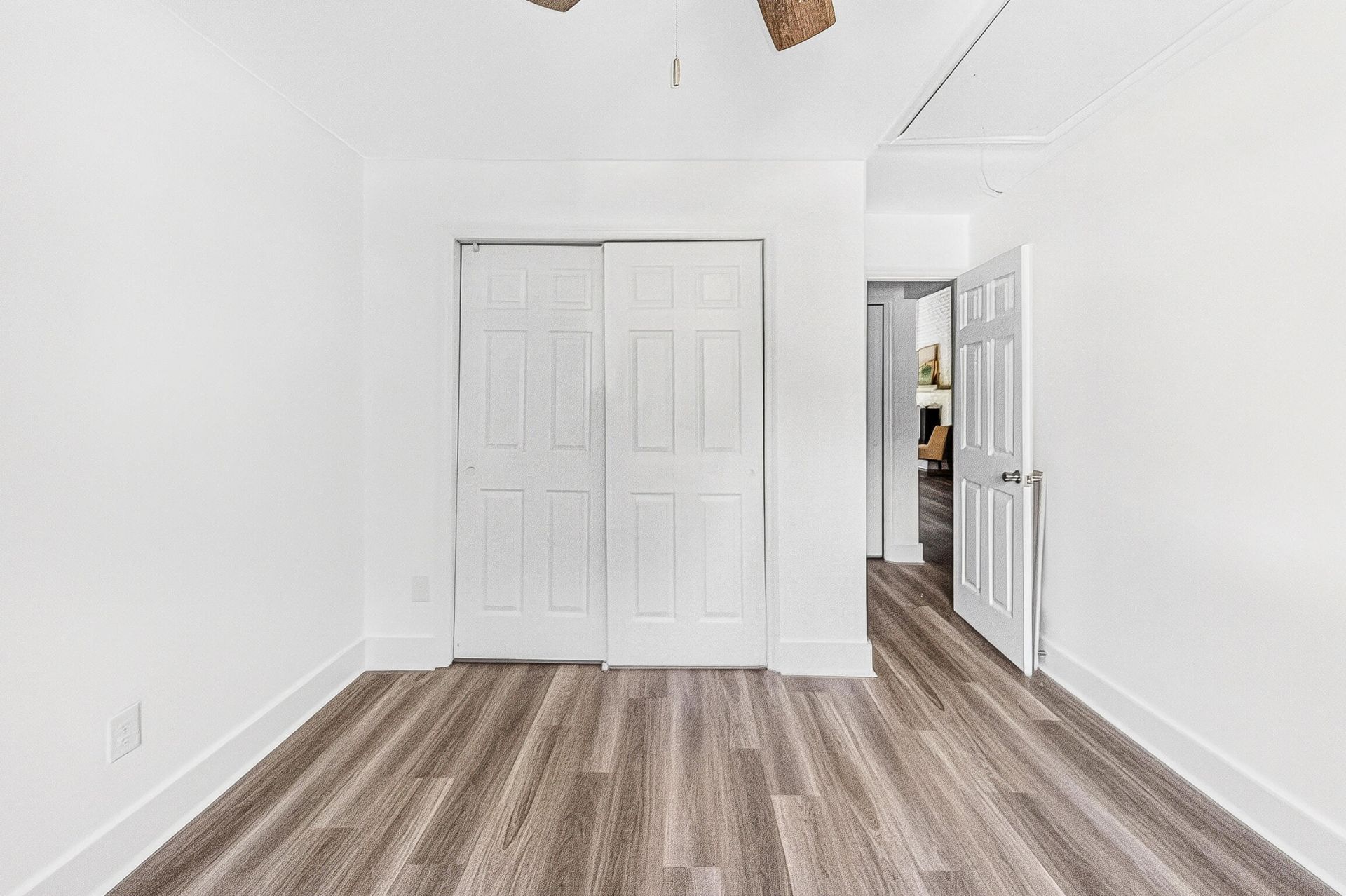 107 Ventura Place Photo 22