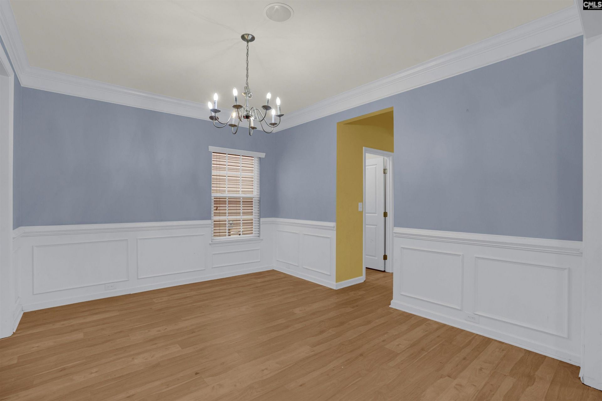 100 Ashford Way Photo 7