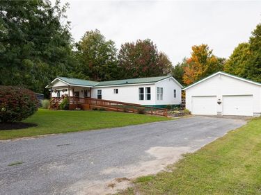 18 Lathrop Street , Carthage, NY 13619