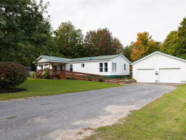 18 Lathrop Street , Carthage, NY 13619