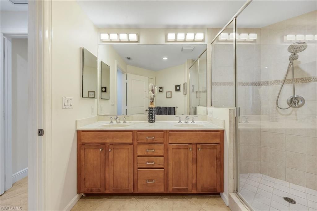 5781 Cape Harbour Dr , Unit 1304, Cape Coral, FL 33914 Photo
