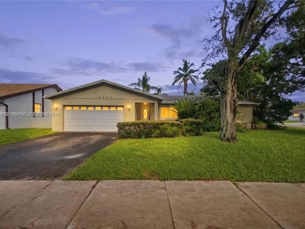 6700 NW 22nd Ter , Fort Lauderdale, FL 33309