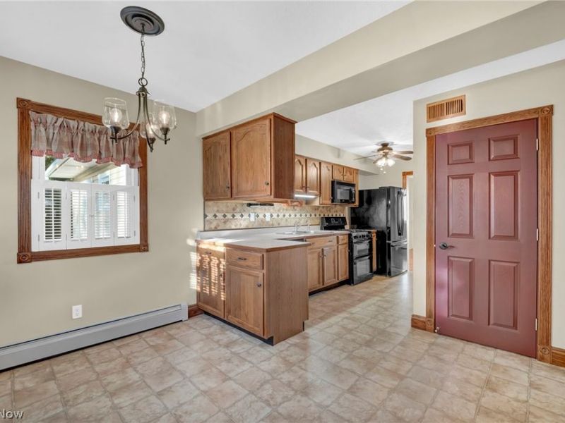 34853 Lakeshore Boulevard, Timberlake, OH 44095 Photo 19