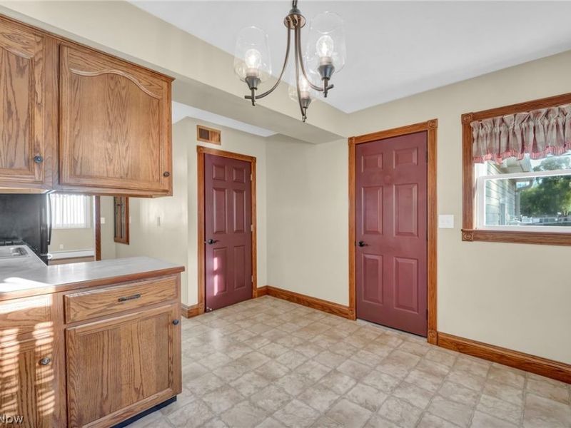34853 Lakeshore Boulevard, Timberlake, OH 44095 Photo 20
