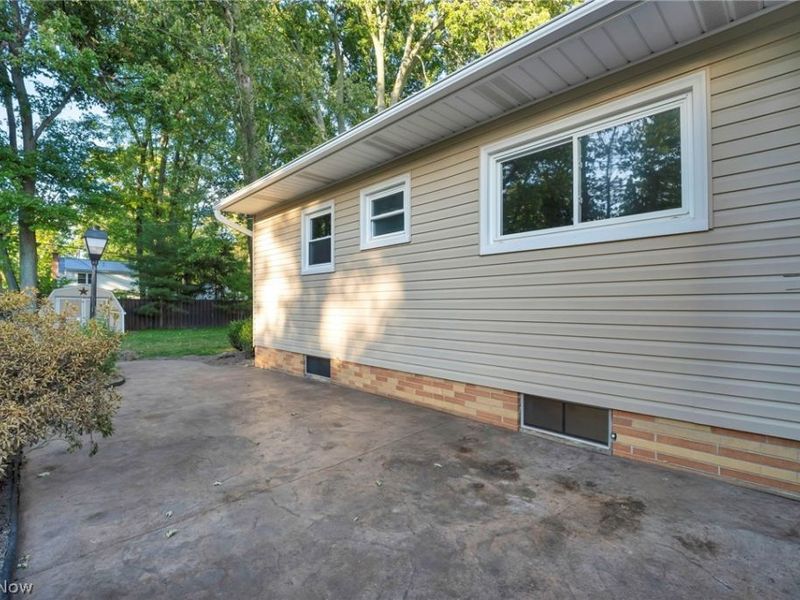 34853 Lakeshore Boulevard, Timberlake, OH 44095 Photo 38