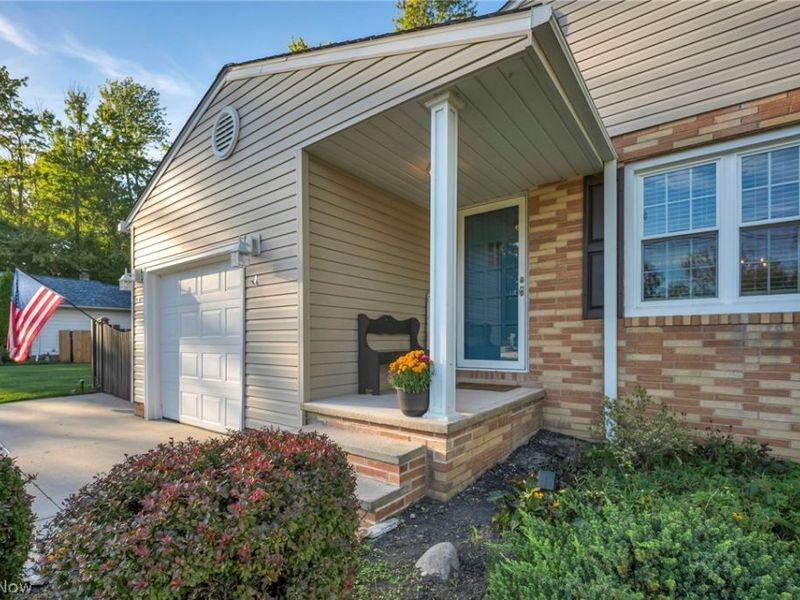 34853 Lakeshore Boulevard, Timberlake, OH 44095 Photo 7