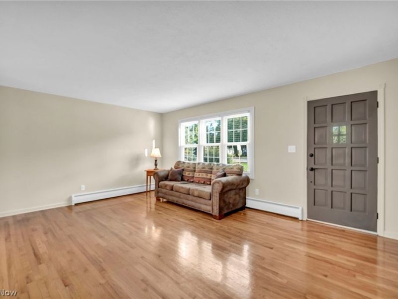34853 Lakeshore Boulevard, Timberlake, OH 44095 Photo 9